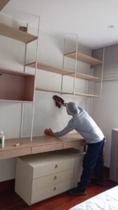 Mi casa quedó brillante, ¡parecía nueva! Muy puntuales.” – Carla G., La Mlina